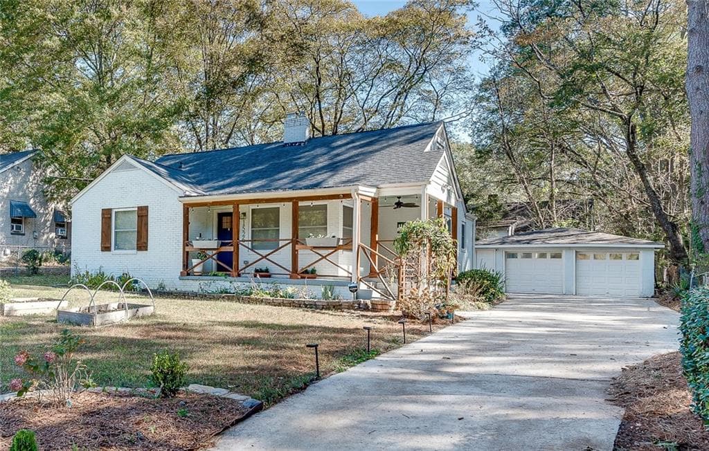 3 bedroom, 3 bathroom, 1,750 sq ft single family residence sold at 1526 Beatie Avenue, Atlanta, GA 30310