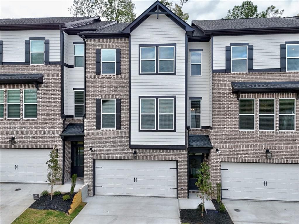 10 Rock Park Way 17, Tucker, GA 30084 — most recent listing photo