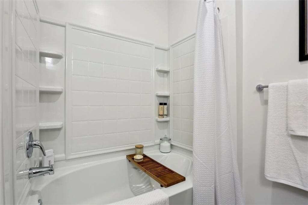 2 bedroom, 2 bathroom, 1,176 sq ft apartment for rent at 75 Overlook Parkway 220, Cartersville, GA 30121 for $1,621 a month — photo 8