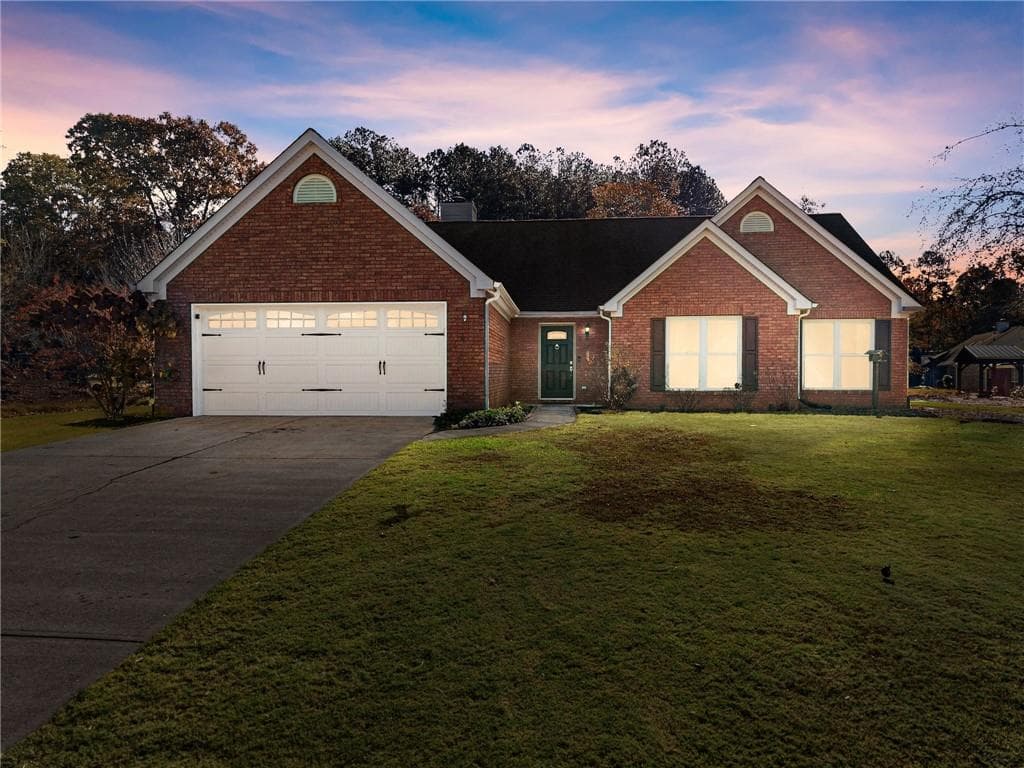 6228 Rock Port Dr, Flowery Branch, GA 30542 — most recent listing photo