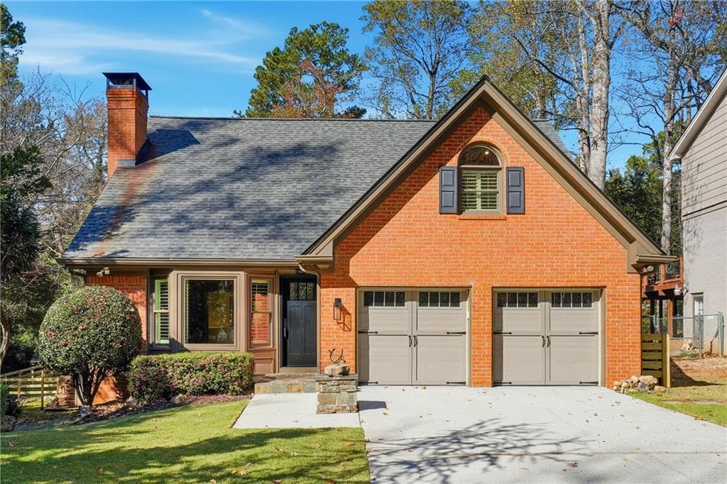 4 bedroom, 3 bathroom, 2,672 sq ft single family residence sold at 2836 Thornbriar Road, Atlanta, GA 30340