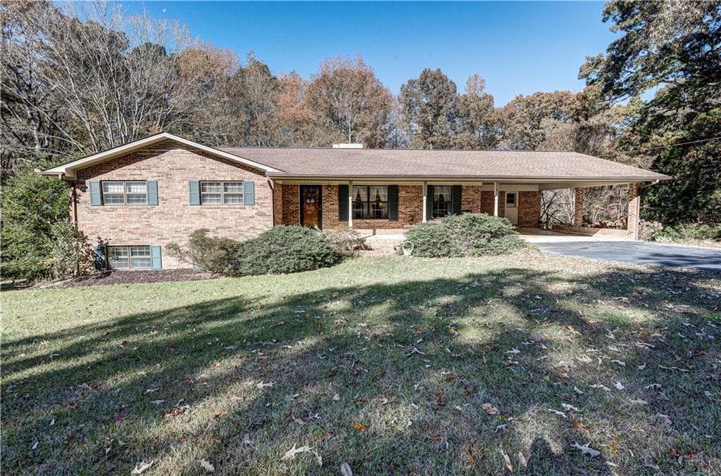 390 Foster Lusk Road, Calhoun, GA 30701 — most recent listing photo