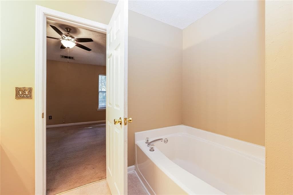 2 bedroom, 3 bathroom, 1,350 sq ft townhouse for sale at 3139 Panthers Trace, Decatur, GA 30034 — photo 6