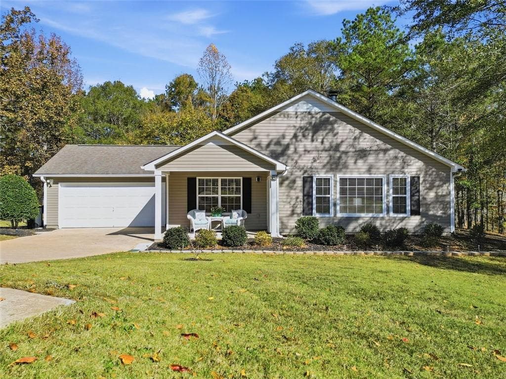 59 Akers Lake Dr, Moreland, GA 30259 — most recent listing photo