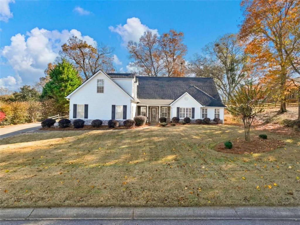 4 bedroom, 2 bathroom, 1,976 sq ft single family residence sold at 38 Berry Hill Lane, Hoschton, GA 30548