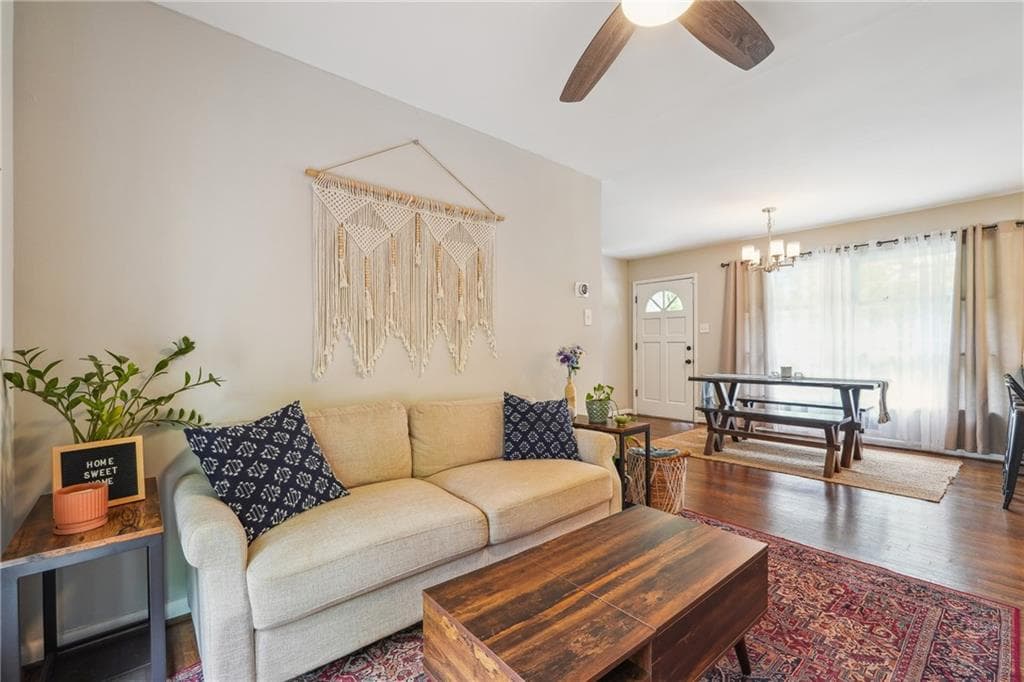 3 bedroom, 3 bathroom, 2,564 sq ft single family residence under contract at 3483 GLENSFORD Drive, Decatur, GA 30032 — photo 10
