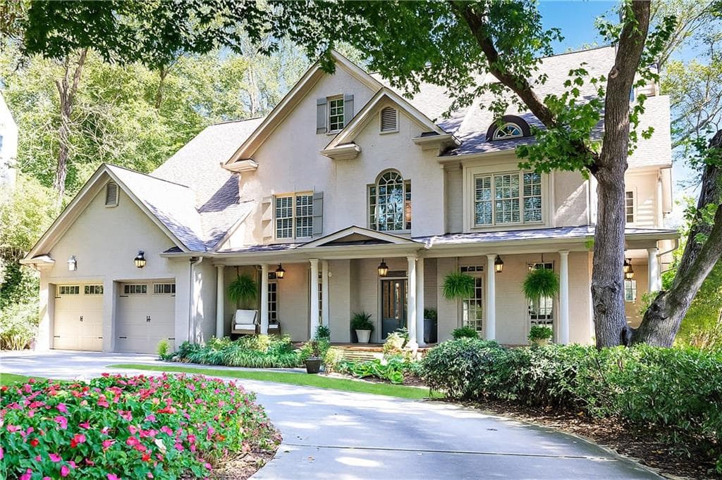 6 bedroom, 7 bathroom, 6,843 sq ft single family residence sold at 3925 Sheldon Drive, Atlanta, GA 30342