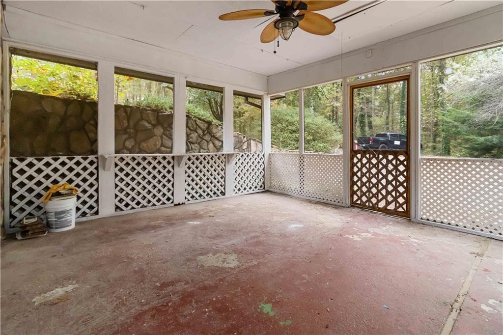 3 bedroom, 3 bathroom, 2,332 sq ft single family residence for sale at 170 Pebble Path, Douglasville, GA 30134 — photo 7