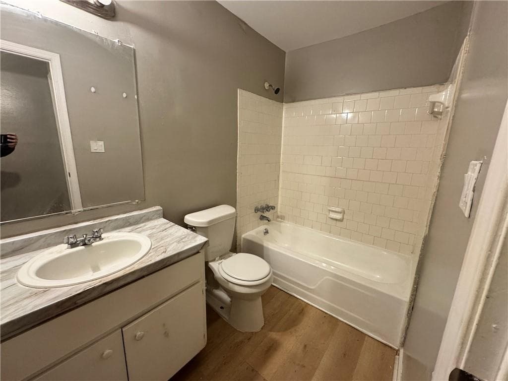 2 bedroom, 2 bathroom, 1,168 sq ft condominium for sale at 3575 Oakvale Road 911, Decatur, GA 30034 — photo 7