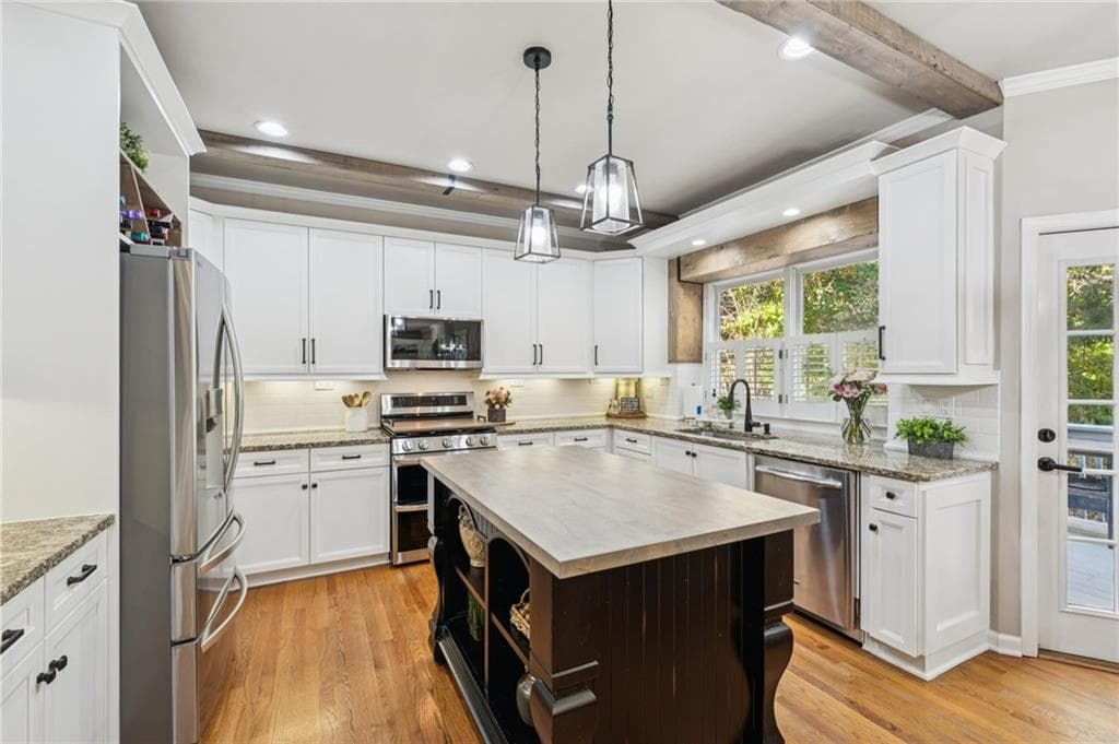 6385 Grand Magnolia Drive, Sugar Hill, GA 30518 — most recent listing photo