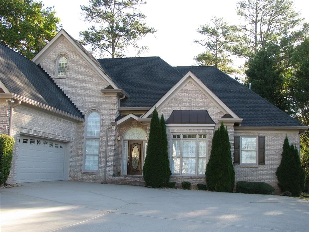 7 bedroom, 7 bathroom, 6,310 sq ft single family residence for sale at 255 Carriage Station Drive, Lawrenceville, GA 30046 — photo 2