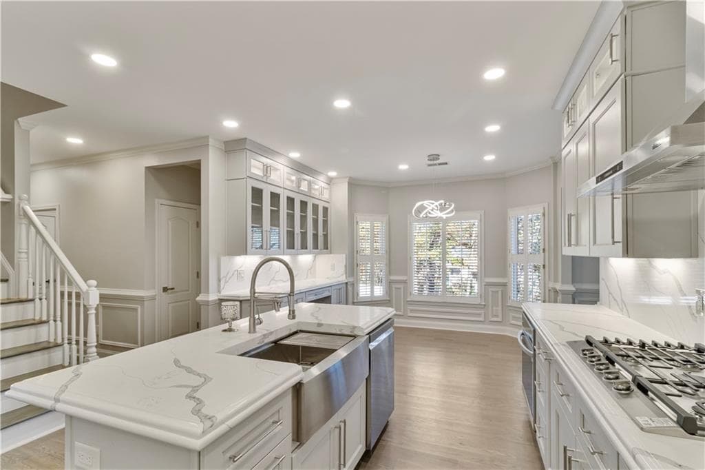 7 bedroom, 7 bathroom, 6,310 sq ft single family residence for sale at 255 Carriage Station Drive, Lawrenceville, GA 30046 — photo 9