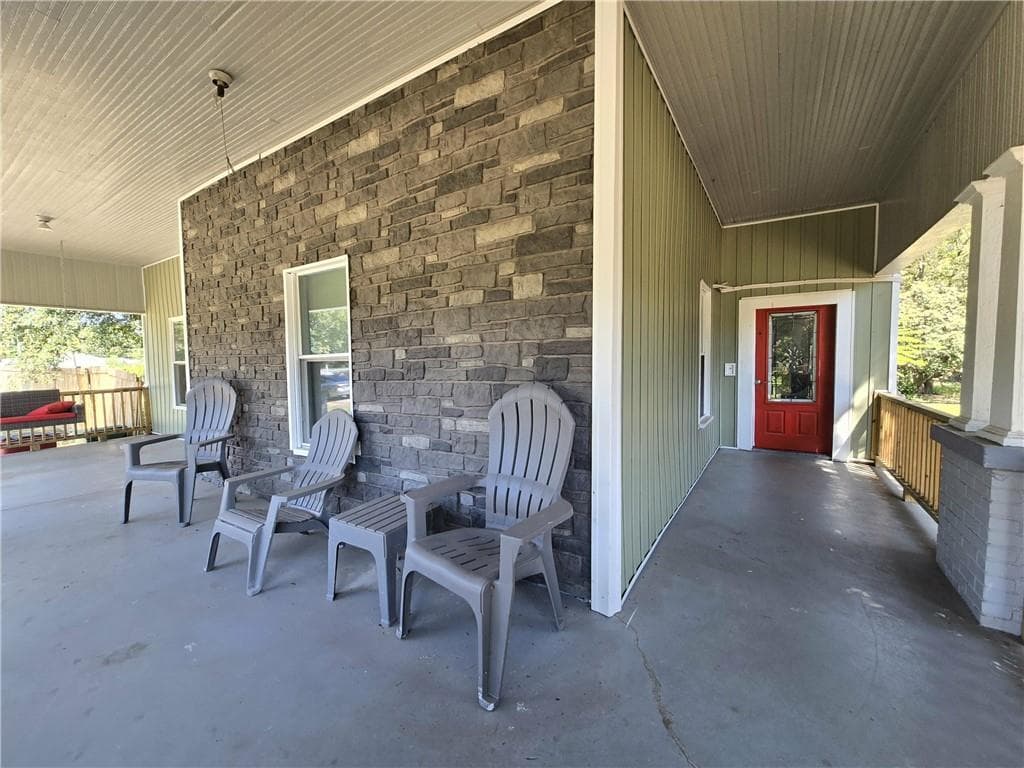 2 bedroom, 2 bathroom duplex for rent at 947 Troupe Street, Macon, GA 31206 for $1,200 a month — photo 3