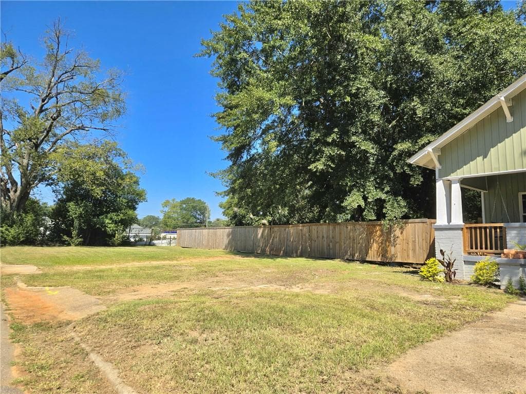 2 bedroom, 2 bathroom duplex for rent at 947 Troupe Street, Macon, GA 31206 for $1,200 a month — photo 8
