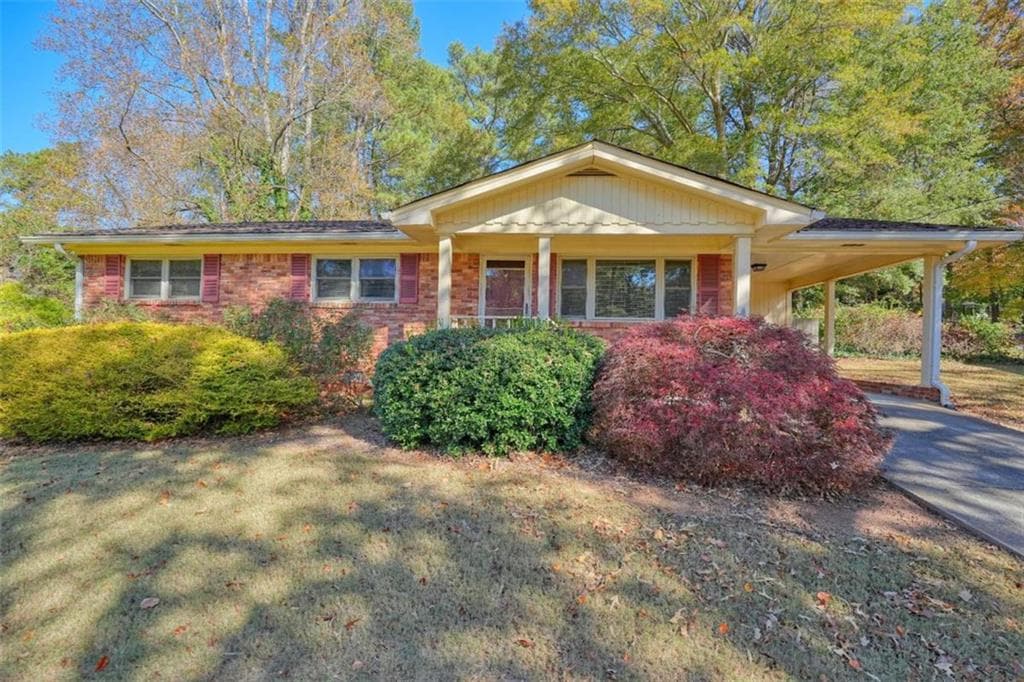 137 Douglas Drive, Mableton, GA 30126 — most recent listing photo