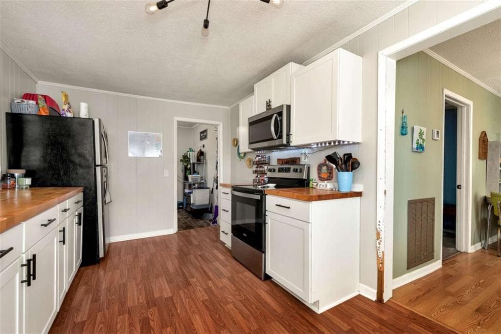 2 bedroom, 1 bathroom, 948 sq ft single family residence for sale at 111 College Avenue, Canon, GA 30520 — photo 10