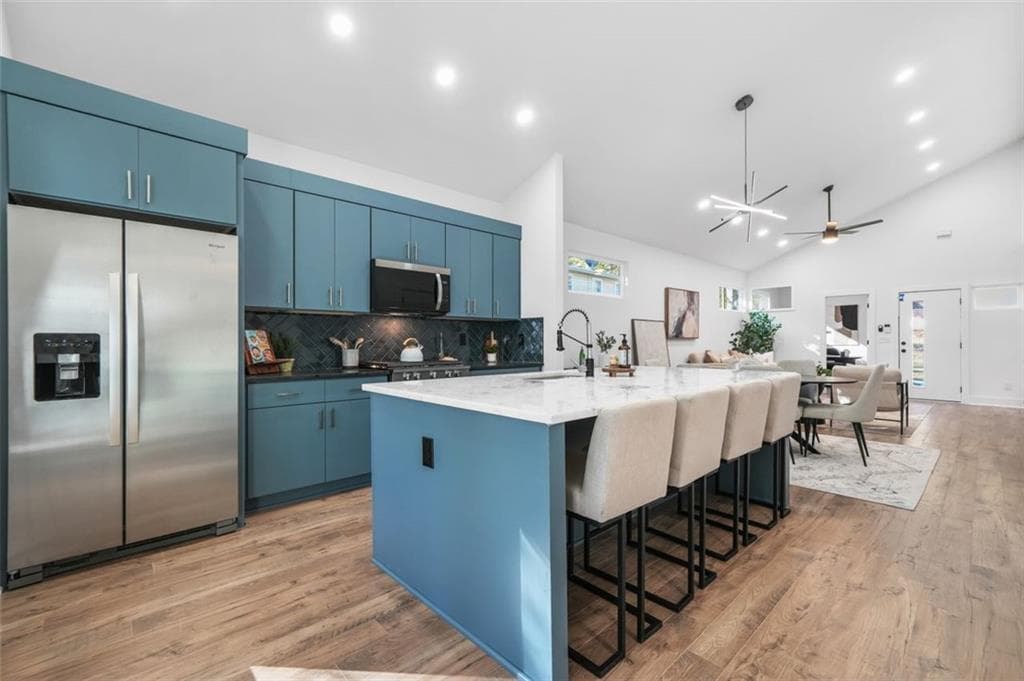 3 bedroom, 2 bathroom, 1,400 sq ft single family residence sold at 581 Woods Drive, Atlanta, GA 30318