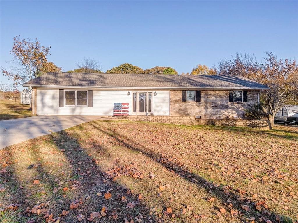 19 SW COLLEEN KAREN Road, Euharlee, GA 30120 — most recent listing photo