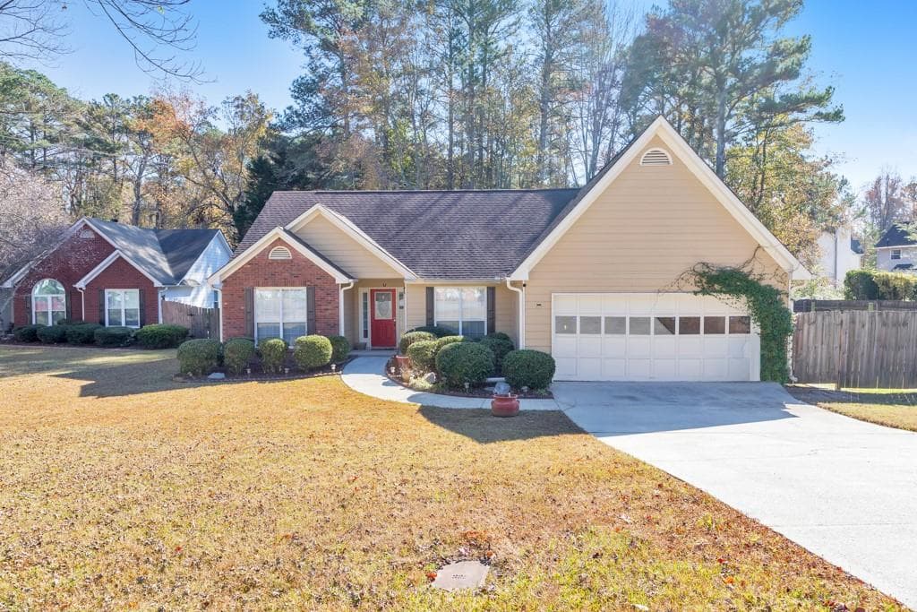 3 bedroom, 2 bathroom, 1,580 sq ft single family residence sold at 868 Ashley Crossing Lane, Lawrenceville, GA 30043