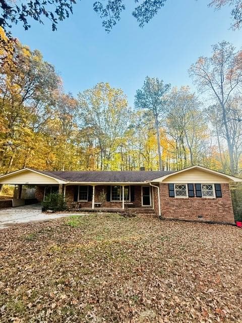 3 bedroom, 2 bathroom, 1,802 sq ft single family residence sold at 4073 W. Oak Lane, Douglasville, GA 30134