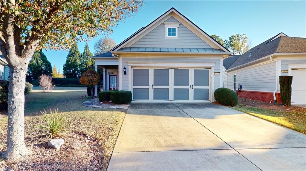 6303 Rockpoint Lane, Hoschton, GA 30548 — most recent listing photo