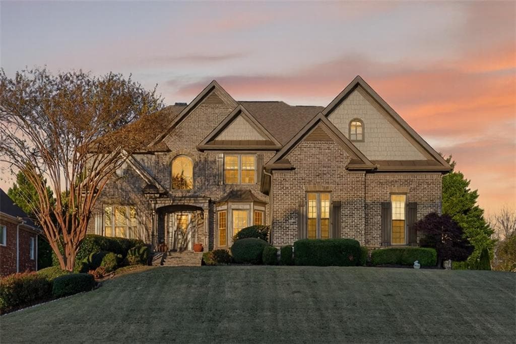 6 bedroom, 6 bathroom single family residence sold at 909 Pathview Court, Dacula, GA 30019
