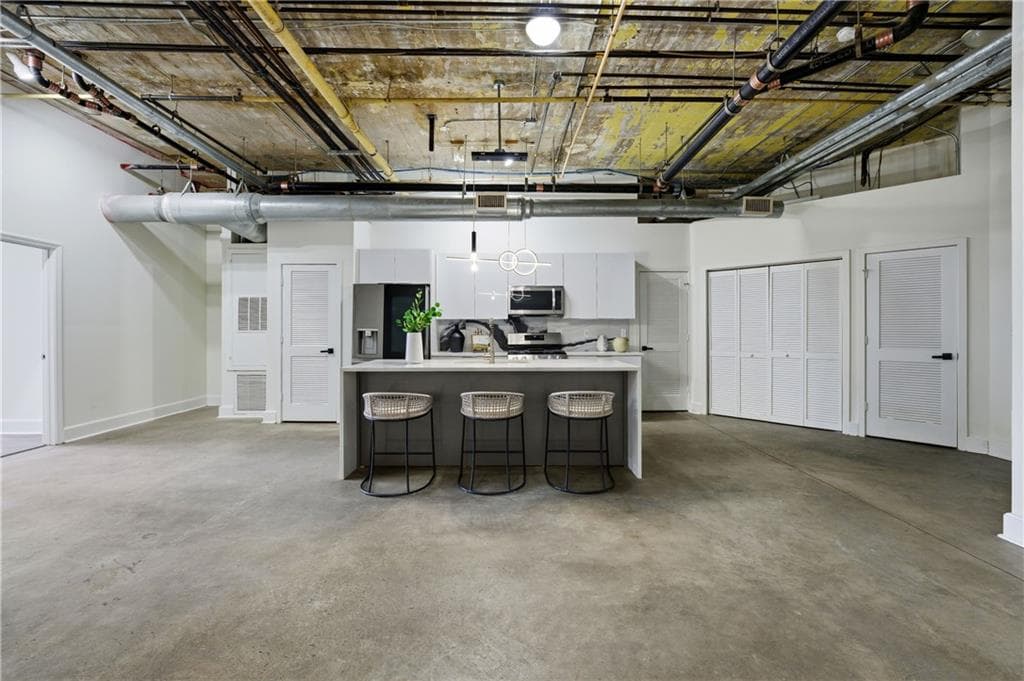 2 bedroom, 1 bathroom, 1,355 sq ft condominium for sale at 505 Whitehall Street 101, Atlanta, GA 30303 — photo 5