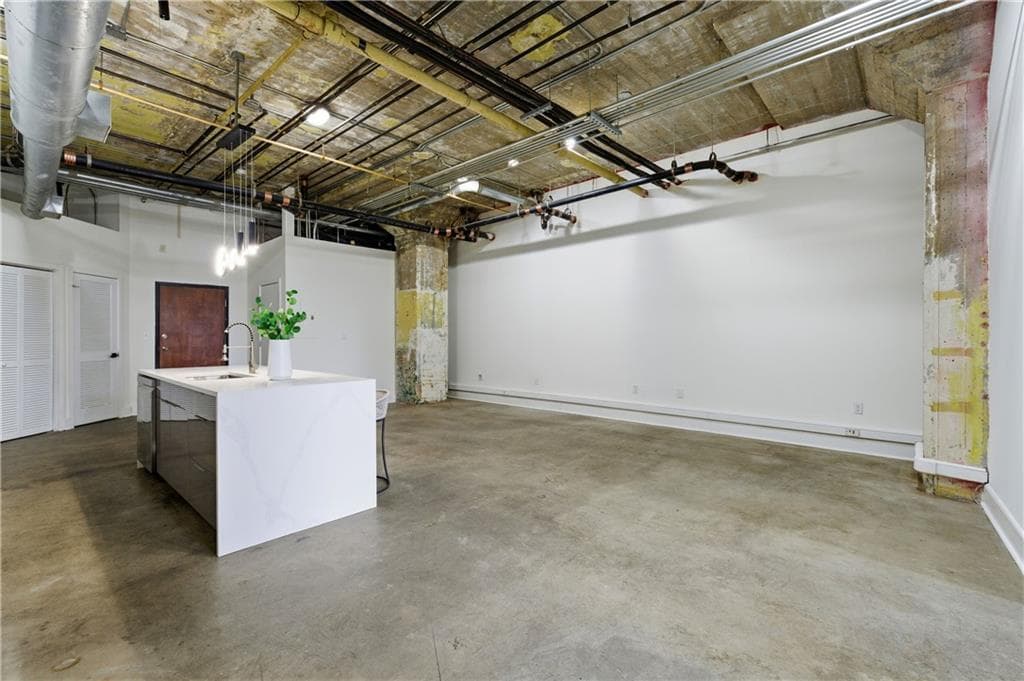 2 bedroom, 1 bathroom, 1,355 sq ft condominium for sale at 505 Whitehall Street 101, Atlanta, GA 30303 — photo 7