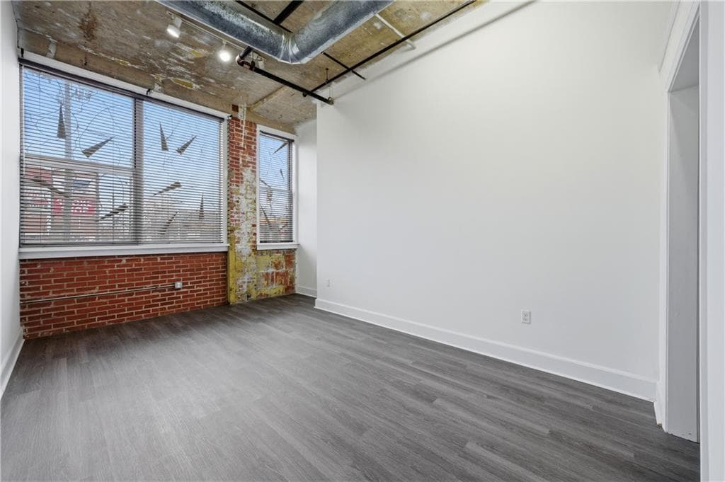 2 bedroom, 1 bathroom, 1,355 sq ft condominium for sale at 505 Whitehall Street 101, Atlanta, GA 30303 — photo 10