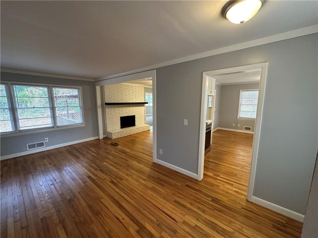 3 bedroom, 2 bathroom, 1,618 sq ft single family residence for sale at 423 Center Circle, Conyers, GA 30094 — photo 5
