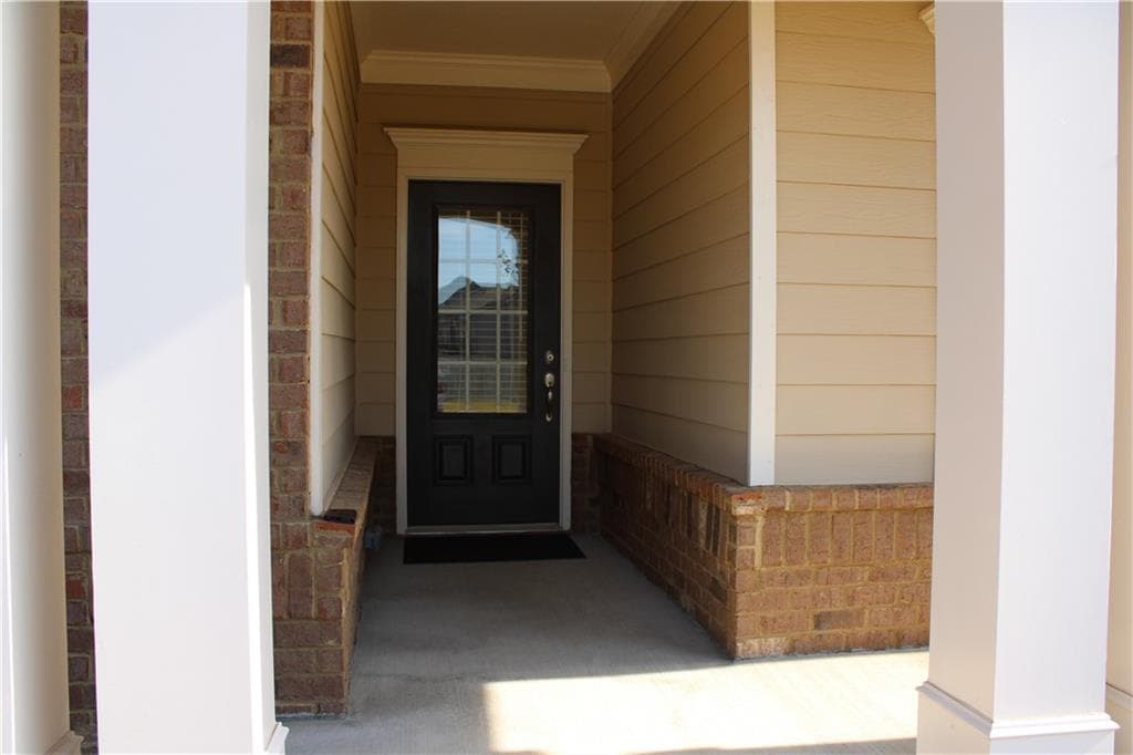 3 bedroom, 2 bathroom, 1,899 sq ft single family residence for sale at 4380 Rockrose Green Way, Gainesville, GA 30504 — photo 4