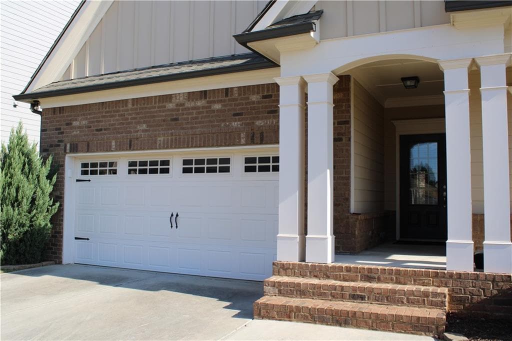 3 bedroom, 2 bathroom, 1,899 sq ft single family residence for sale at 4380 Rockrose Green Way, Gainesville, GA 30504 — photo 3