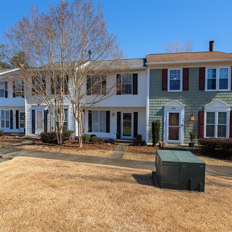 2104 Queen Anne Court, Sandy Springs, GA 30350 — most recent listing photo
