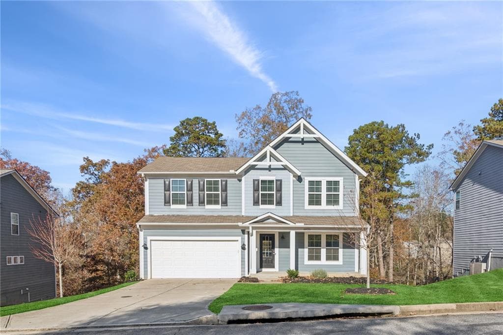 4 bedroom, 3 bathroom, 2,265 sq ft single family residence sold at 6025 Crescent Landing Drive, Cumming, GA 30028