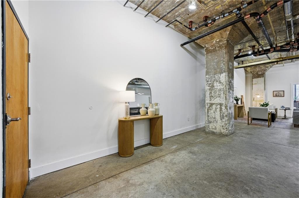 2 bedroom, 1 bathroom, 1,522 sq ft condominium for sale at 505 Whitehall Street 102, Atlanta, GA 30303 — photo 7