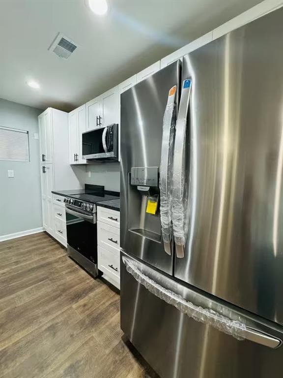 3 bedroom, 2 bathroom single family residence for rent at 521 Granade Drive, Forest Park, GA 30297 for $2,400 a month — photo 4
