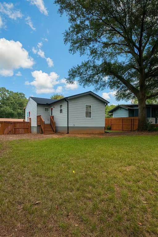 3 bedroom, 2 bathroom single family residence for rent at 521 Granade Drive, Forest Park, GA 30297 for $2,400 a month — photo 2