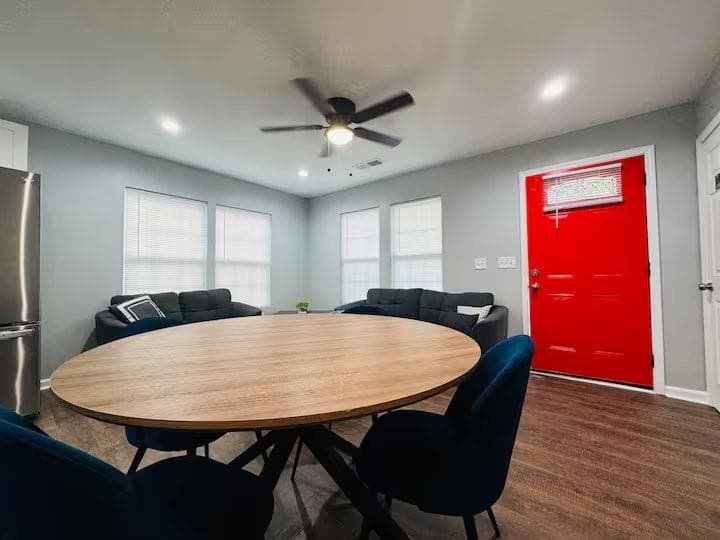 3 bedroom, 2 bathroom single family residence for rent at 521 Granade Drive, Forest Park, GA 30297 for $2,400 a month — photo 8