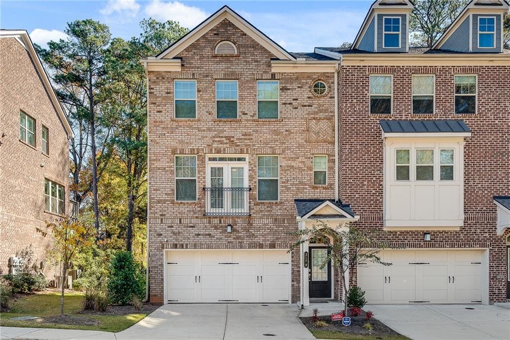 4 bedroom, 4 bathroom, 2,407 sq ft townhouse sold at 3179 Clairebrooke Avenue, Atlanta, GA 30341