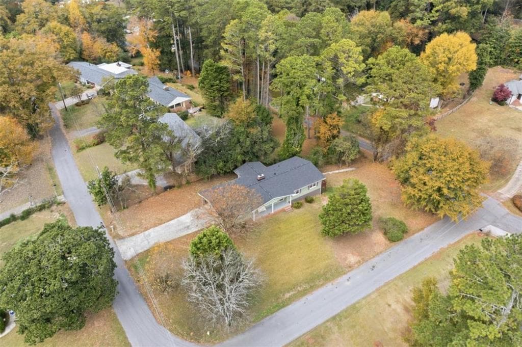 3 bedroom, 2 bathroom, 2,099 sq ft single family residence for sale at 14 SE MITCHELL Circle, Rome, GA 30161 — photo 9