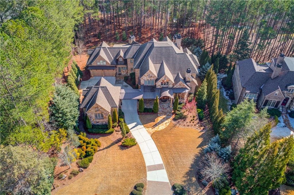 6 bedroom, 9 bathroom, 12,274 sq ft single family residence under contract at 922 Little Darby Lane, Suwanee, GA 30024 — photo 2