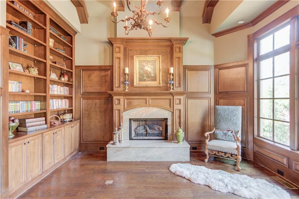 6 bedroom, 9 bathroom, 12,274 sq ft single family residence under contract at 922 Little Darby Lane, Suwanee, GA 30024 — photo 8