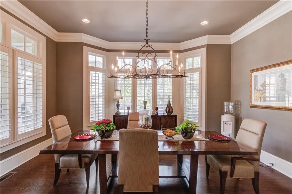 6 bedroom, 9 bathroom, 12,274 sq ft single family residence under contract at 922 Little Darby Lane, Suwanee, GA 30024 — photo 9
