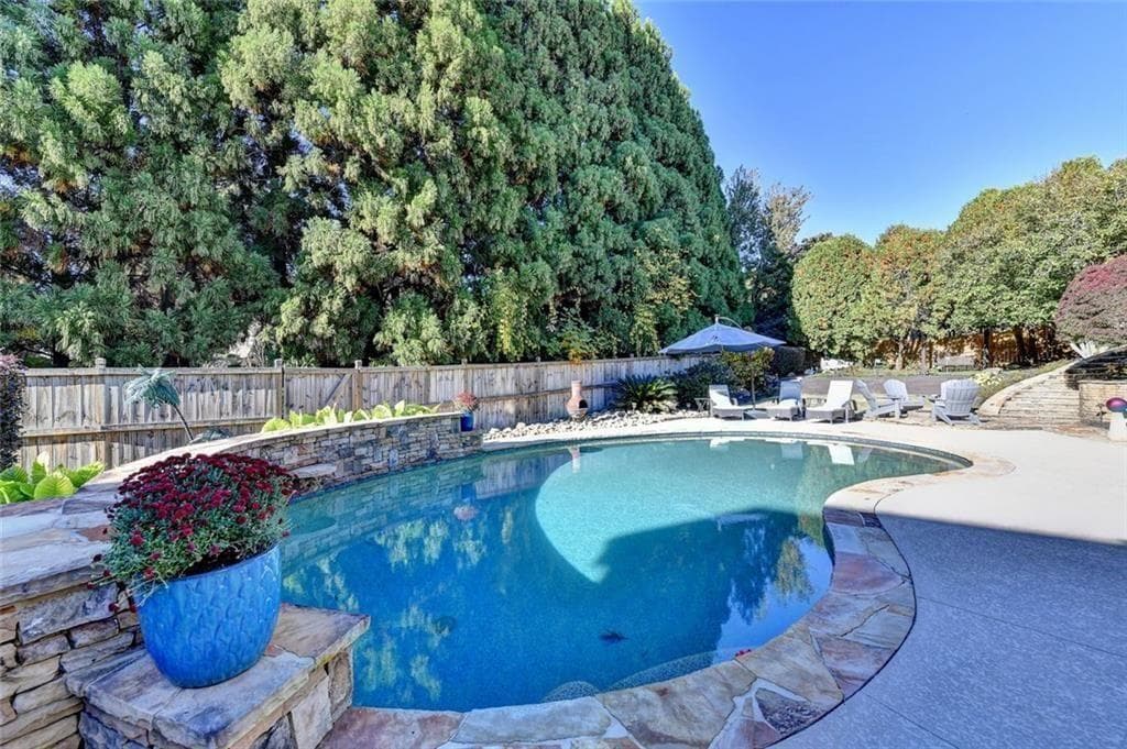 6870 Grassmoor Grange Way, Cumming, GA 30040 — most recent listing photo