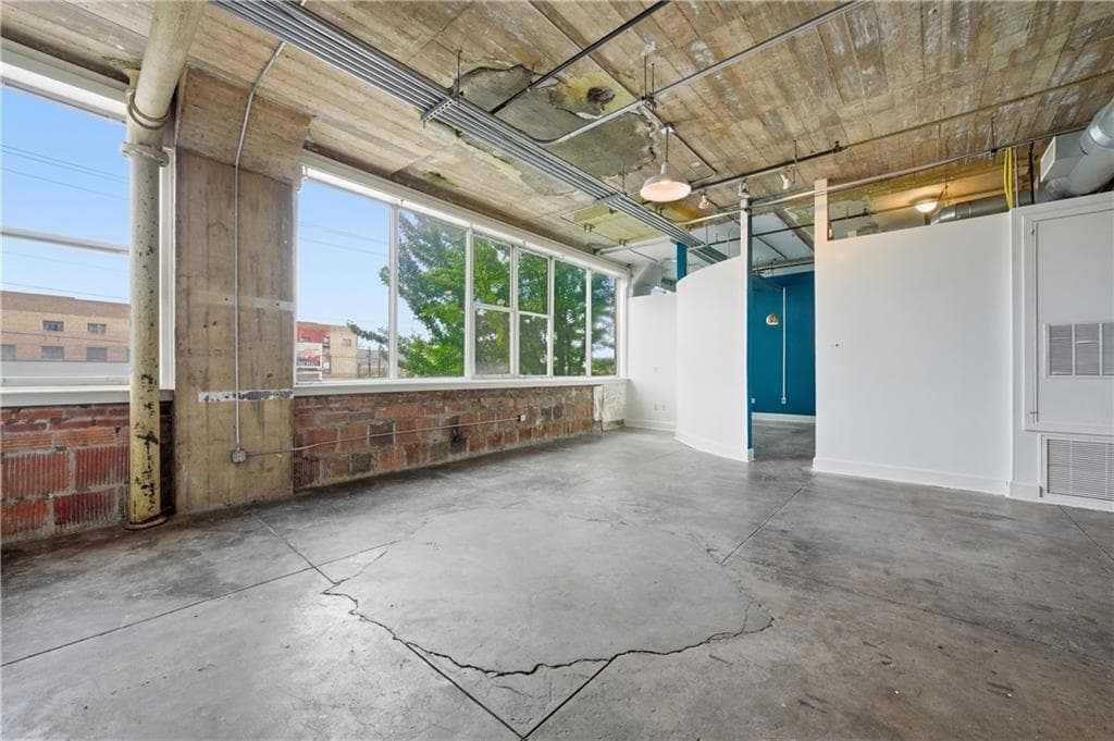 1 bedroom, 1 bathroom, 1,085 sq ft condominium for sale at 505 Whitehall Street 203, Atlanta, GA 30303 — photo 7