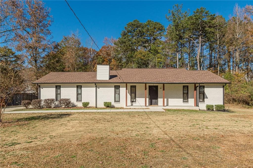 4 bedroom, 2 bathroom, 1,840 sq ft single family residence for sale at 9531 Winding Way Lane, Jonesboro, GA 30238 — photo 1 of 50