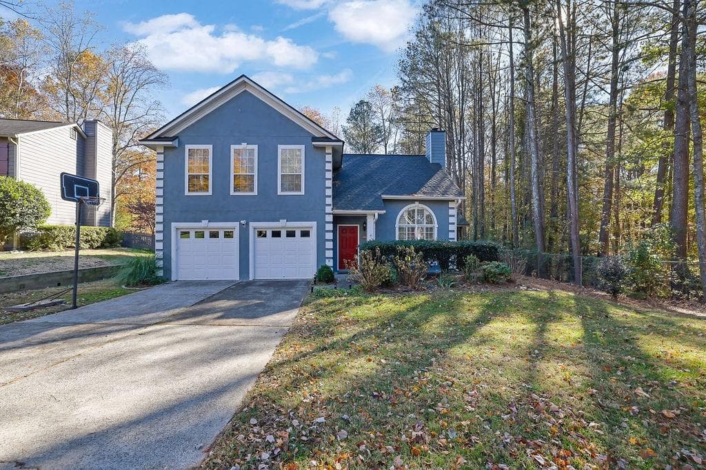 10945 Pinehigh Drive, Alpharetta, GA 30022 — most recent listing photo
