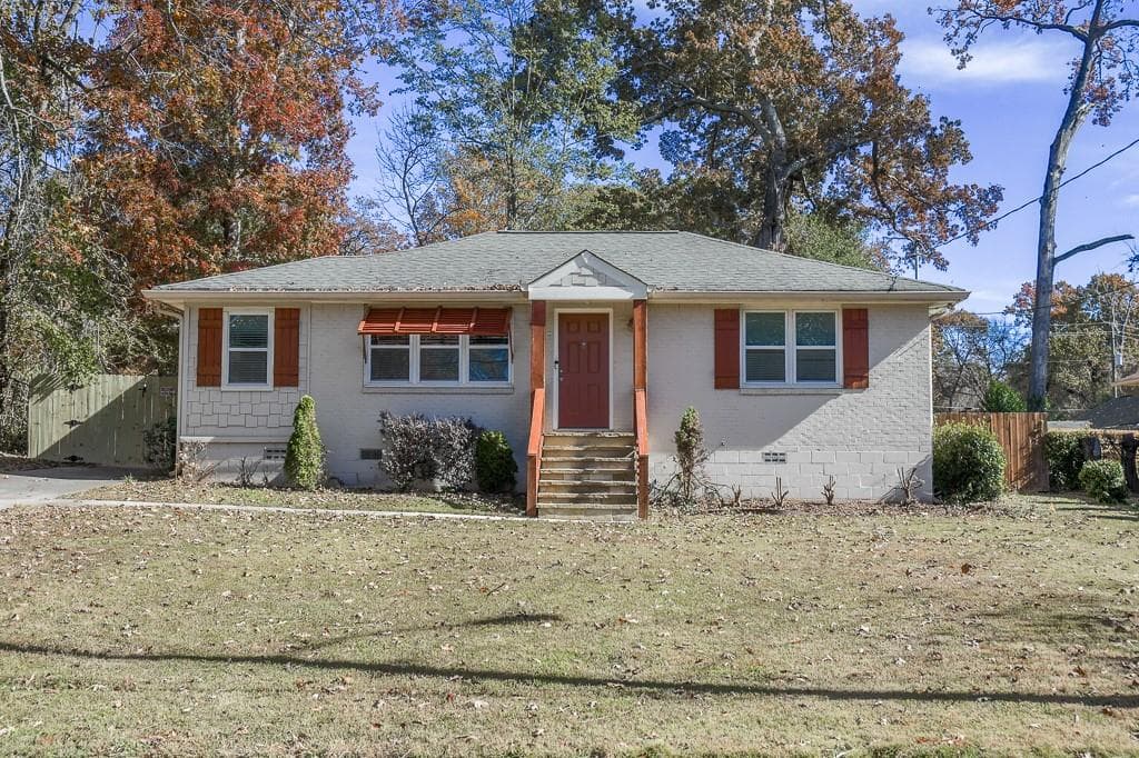2 bedroom, 1 bathroom, 1,079 sq ft single family residence sold at 2392 Marion Circle, Decatur, GA 30032