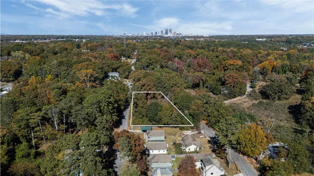 2 bedroom, 1 bathroom, 720 sq ft single family residence for sale at 2212 Pryor Road, Atlanta, GA 30315 — photo 2
