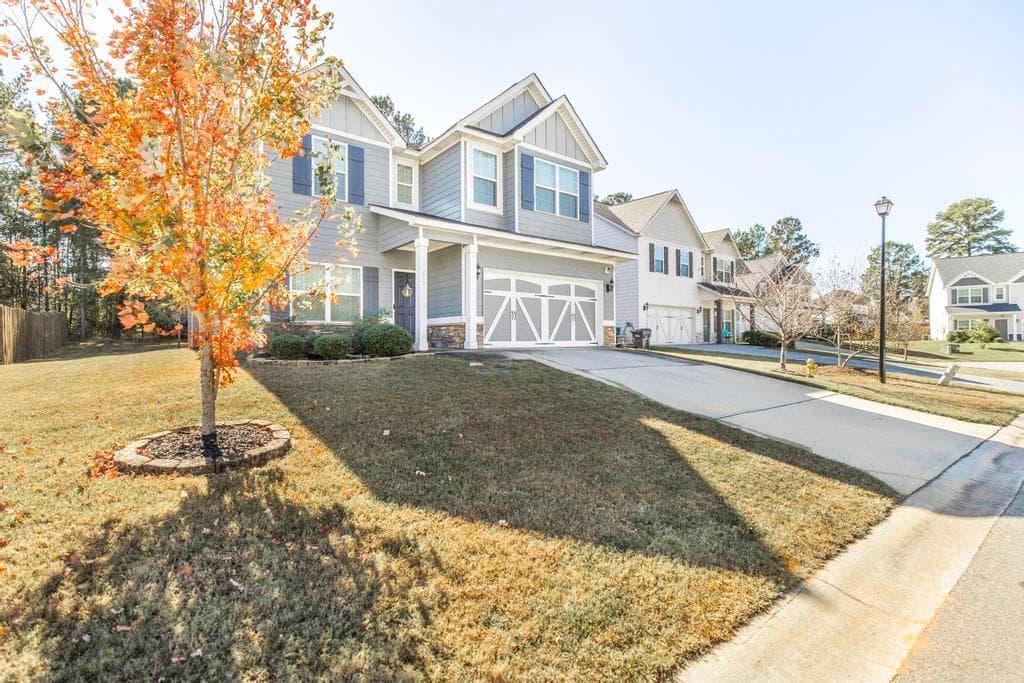 4 bedroom, 3 bathroom, 2,479 sq ft single family residence for sale at 215 Golden Rod Trail, Perry, GA 31069 — photo 3
